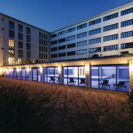 Pearl Apartment *